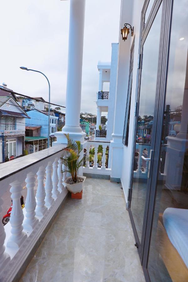 Lan Manh Hotel Da Lat Exterior photo